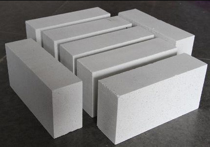 A series of α - alumina for refractories